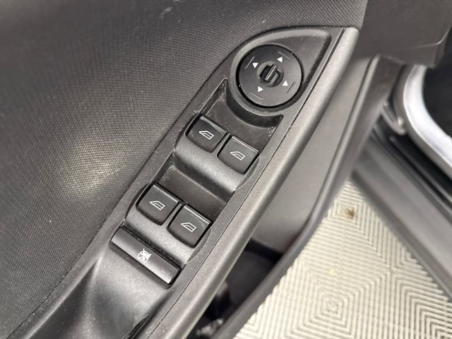 Used 2017 Ford Focus SEL w/ Cold Weather Package FWD image 24