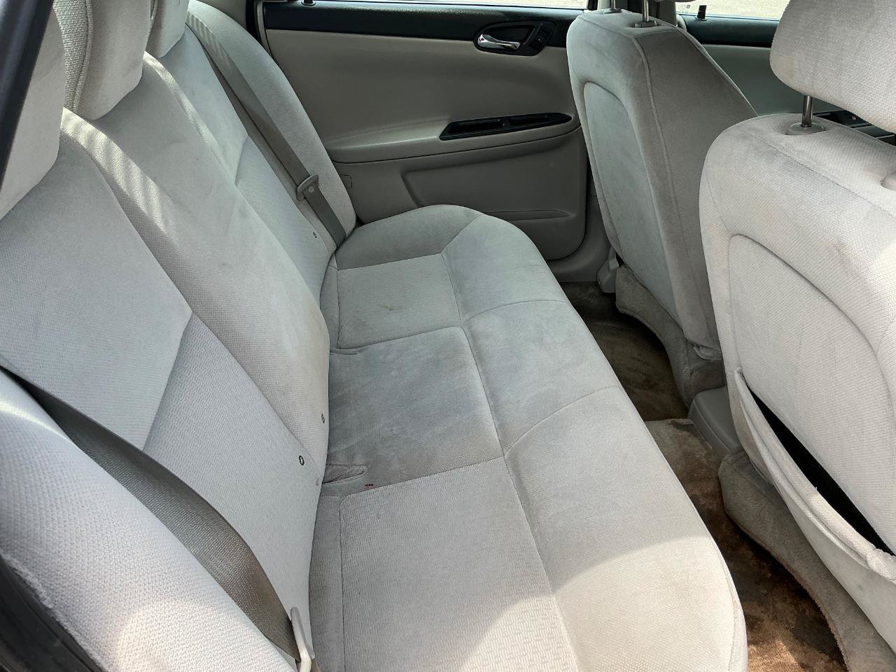 Used 2011 Chevrolet Impala LT FWD image 11