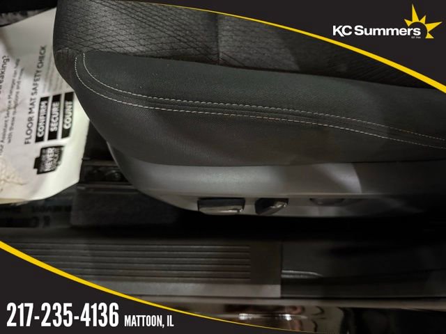 Used 2025 Nissan Rogue SV image 12