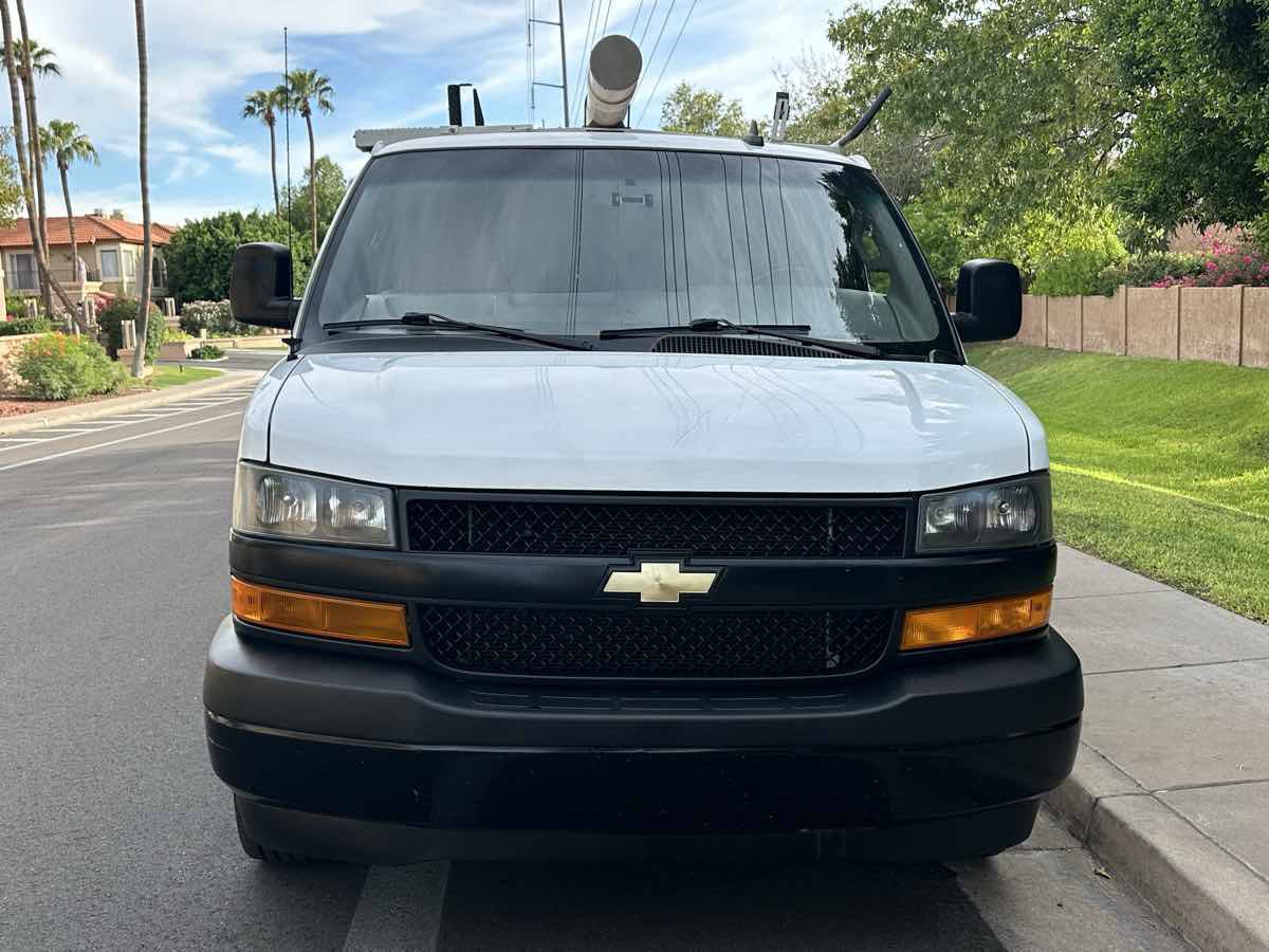 Used 2021 Chevrolet Express 2500 w/ Driver Convenience Package RWD image 3