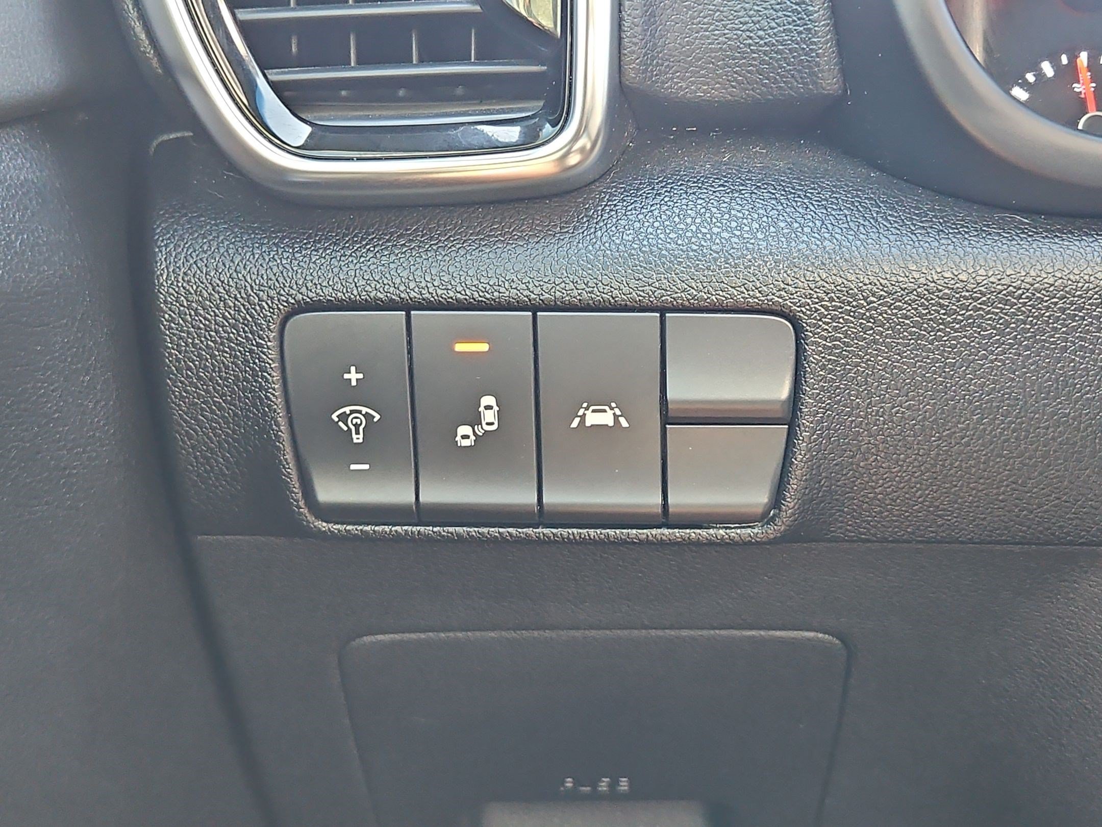Used 2022 Kia Sportage Nightfall Edition w/ Nightfall Fwd Premium Package image 23