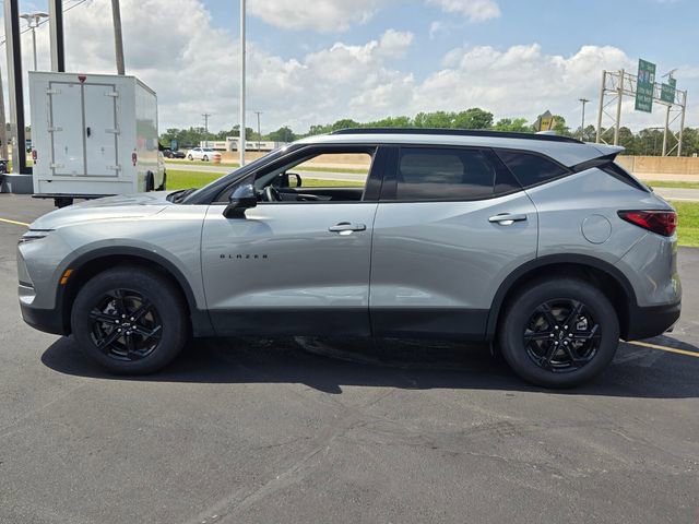 Used 2024 Chevrolet Blazer LT w/ Convenience Package image 6