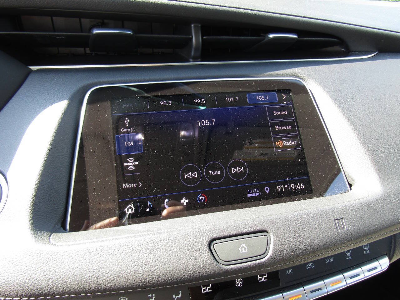 Used 2019 Cadillac XT4 Luxury AWD/4WD image 12