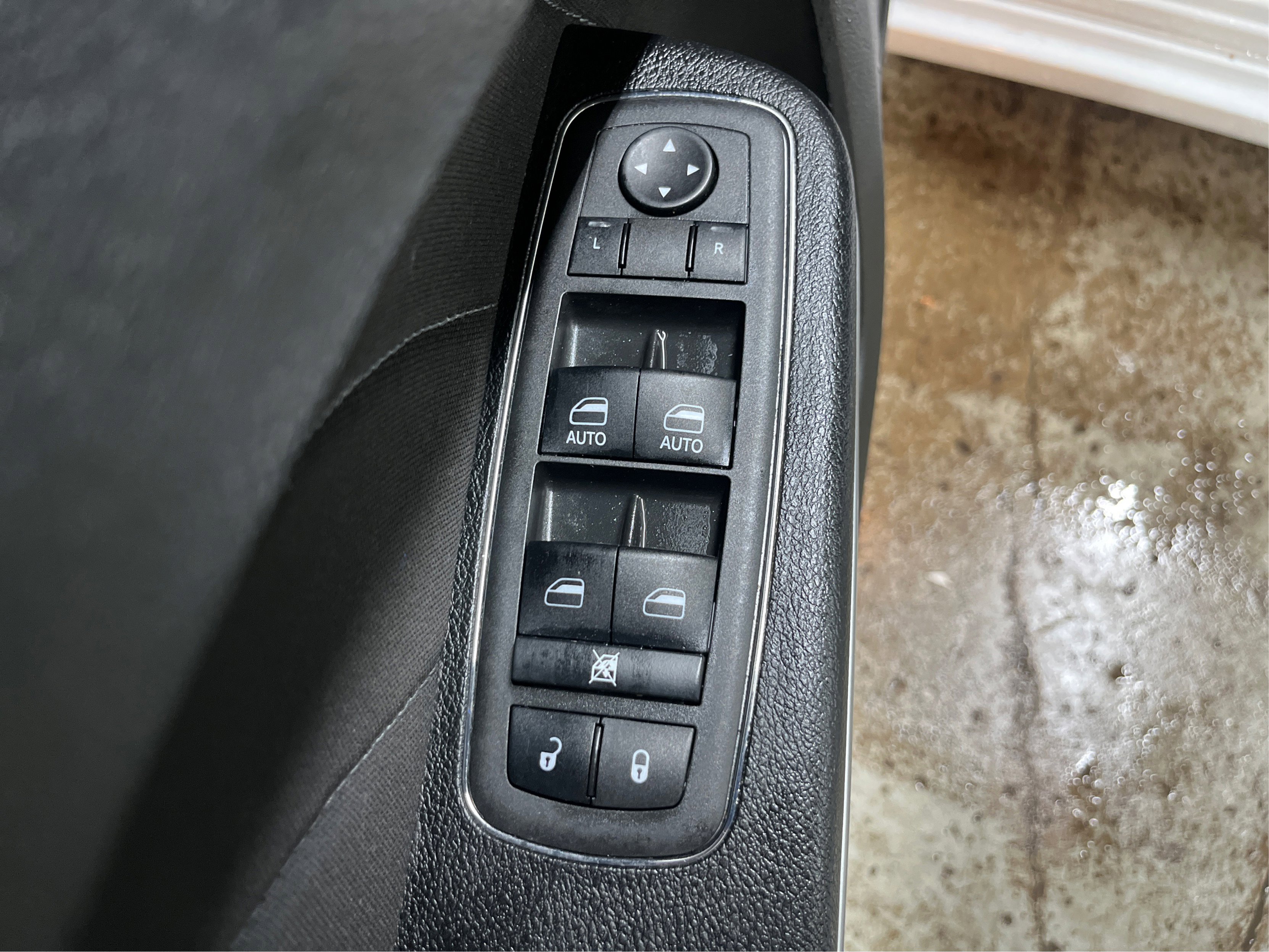 Used 2022 Dodge Charger SXT image 56