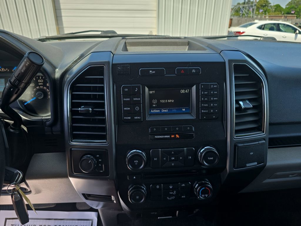 Used 2017 Ford F150 XLT AWD/4WD image 16