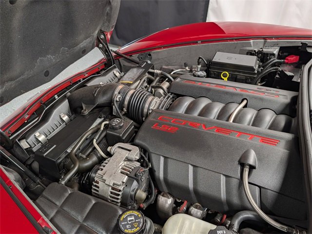 Used 2005 Chevrolet Corvette Coupe w/ Preferred Equipment Group image 32