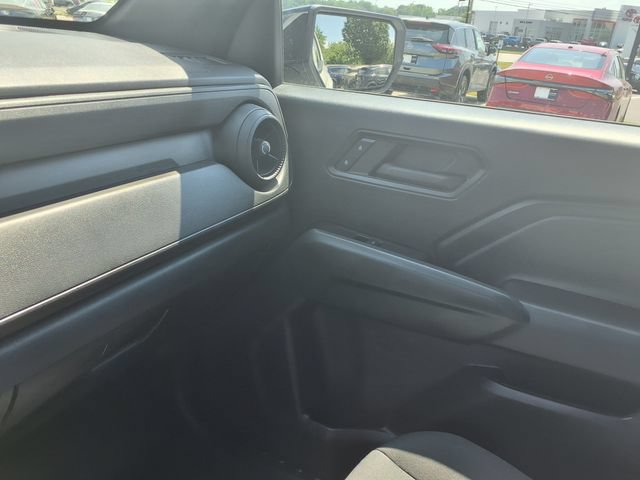 Used 2024 Chevrolet Colorado Trail Boss w/ Advanced Trailering Package AWD/4WD image 10