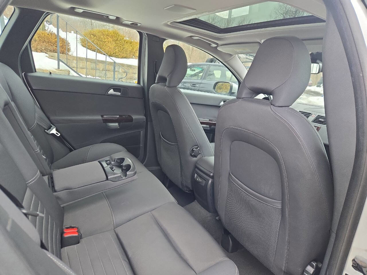 Used 2007 Volvo V50 2.4i image 35