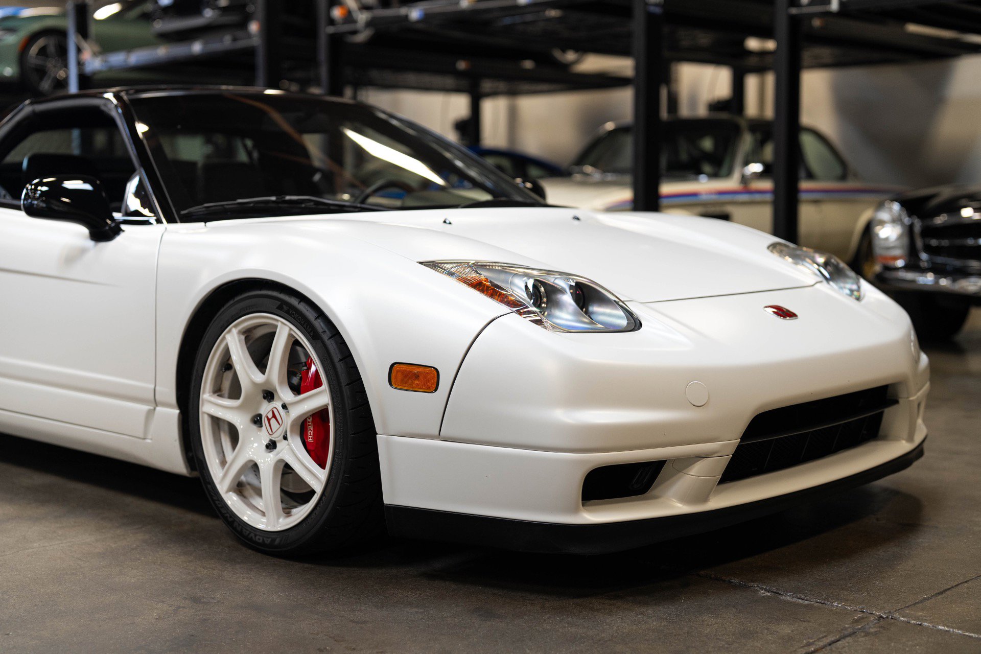 Used 2003 Acura NSX T image 13