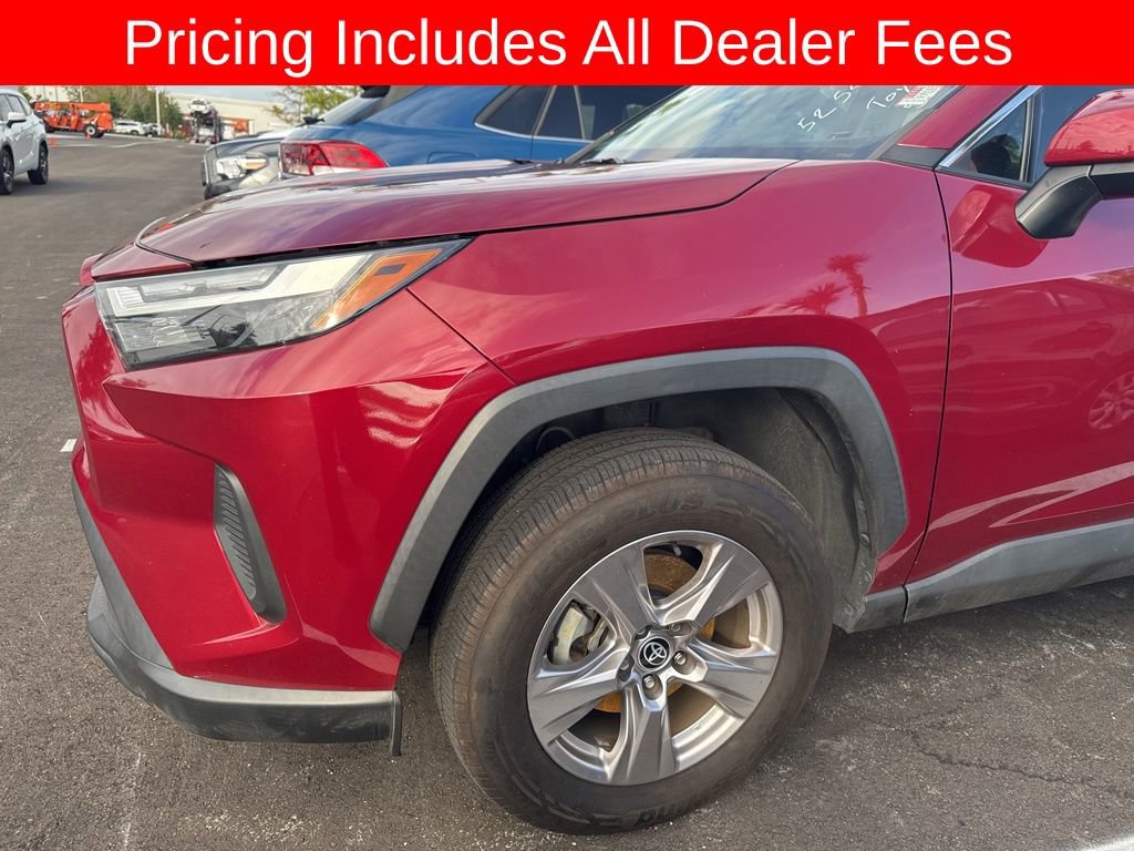 Used 2022 Toyota RAV4 XLE w/ Convenience Package FWD image 9
