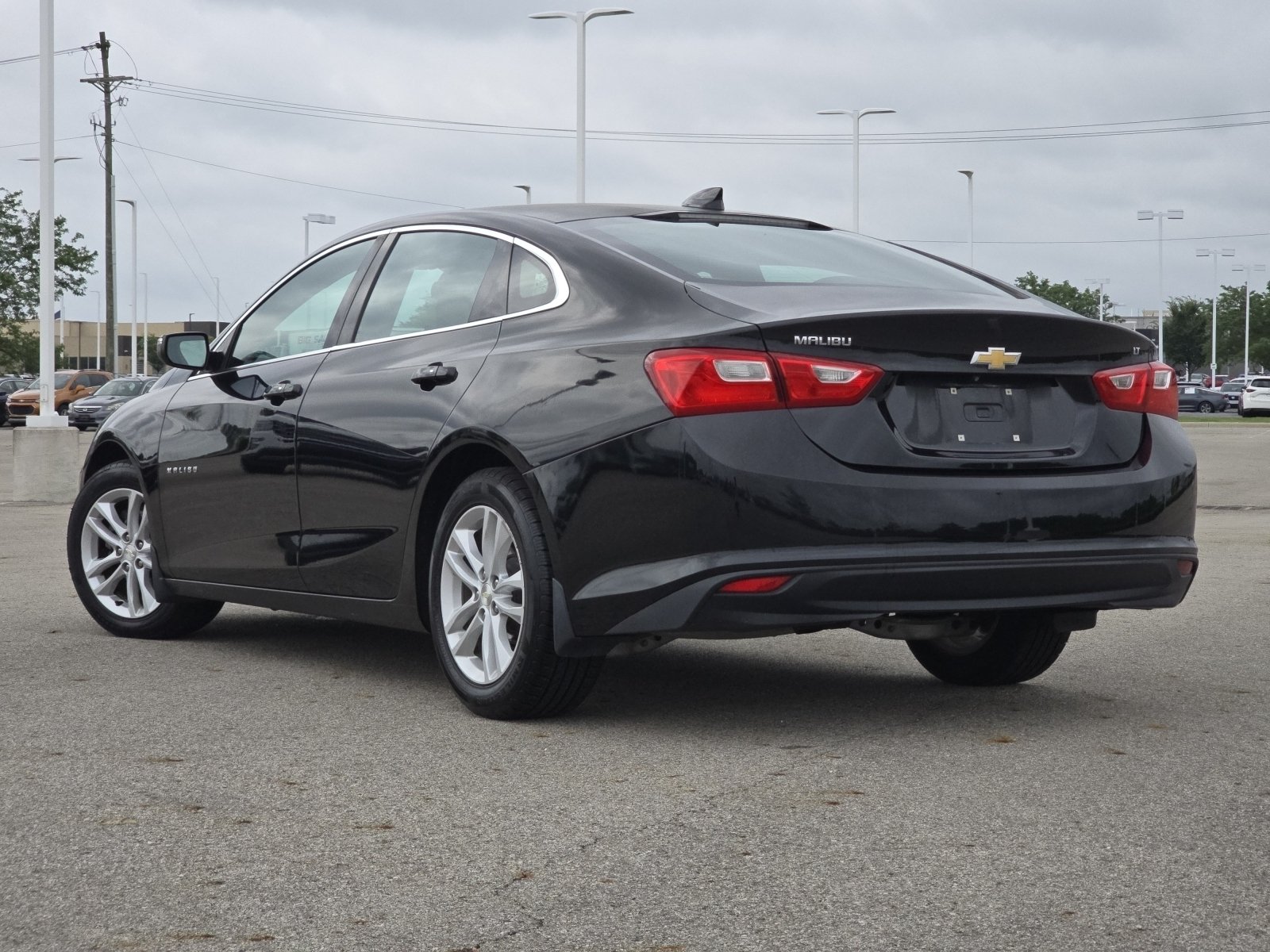 Used 2016 Chevrolet Malibu LT FWD image 17