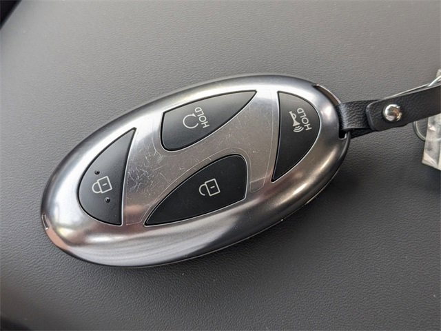 Certified 2025 Hyundai Kona SE image 28