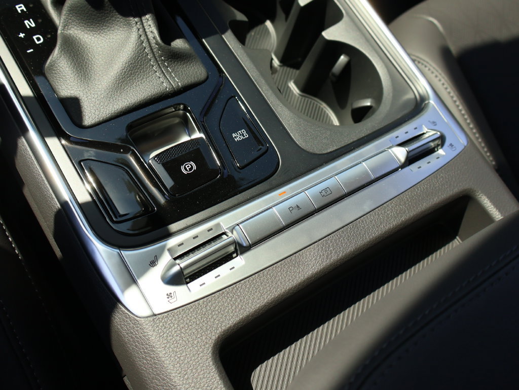 New 2027 Kia Carnival SX w/ Dark Edition Package FWD image 30