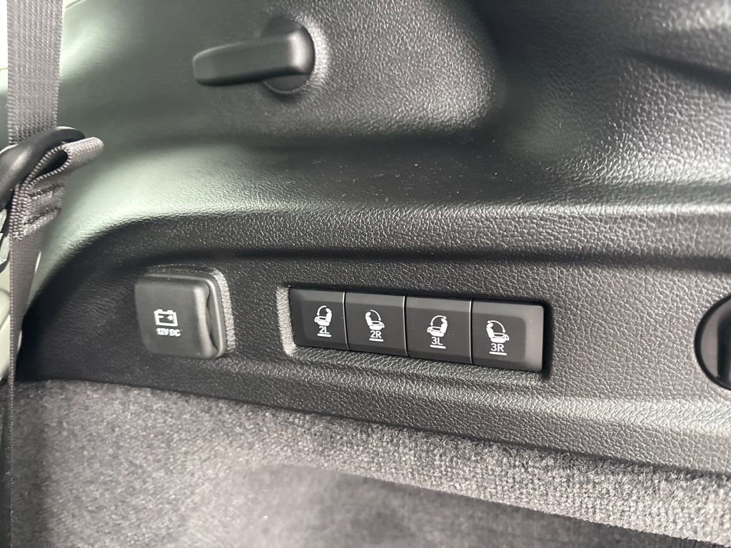 Used 2021 Jeep Grand Cherokee L Summit w/ Luxury Tech Group V image 31