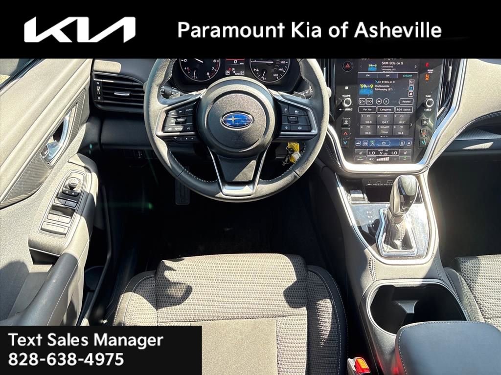Used 2024 Subaru Outback Premium AWD/4WD image 17