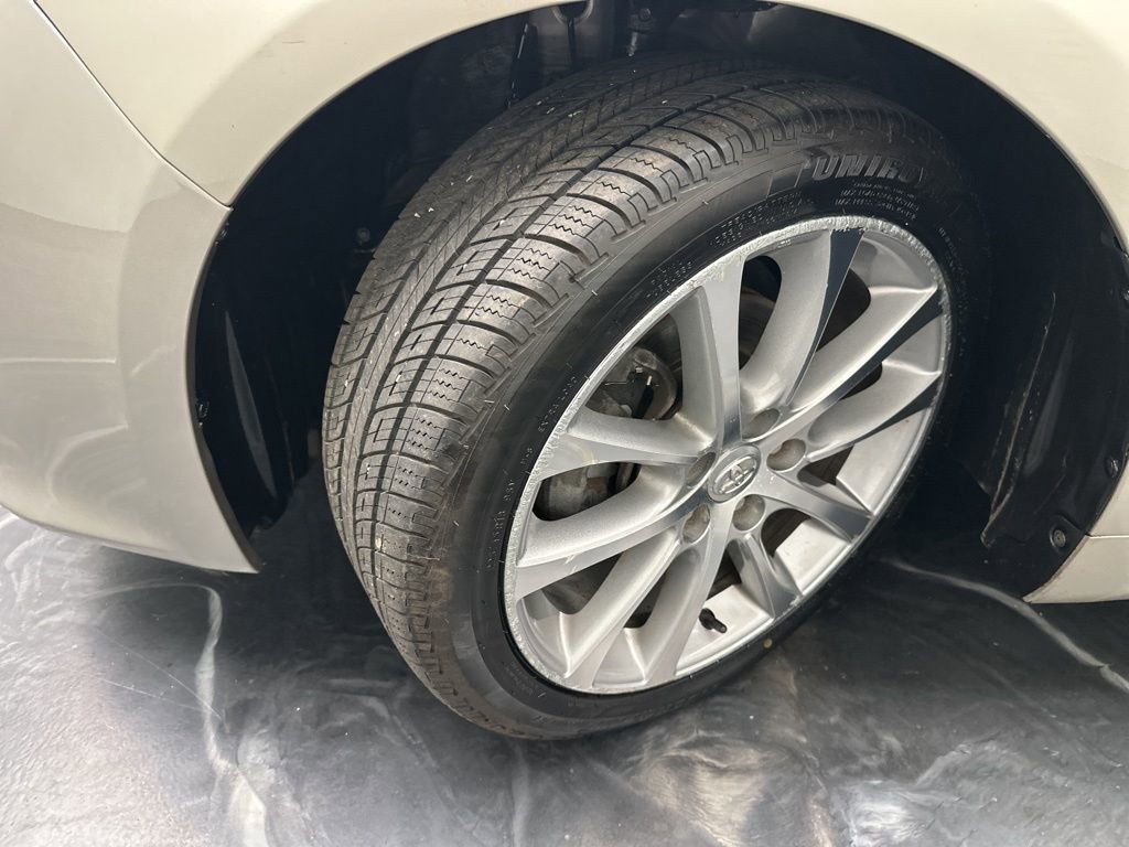 Used 2015 Toyota Avalon XLE Touring FWD image 24