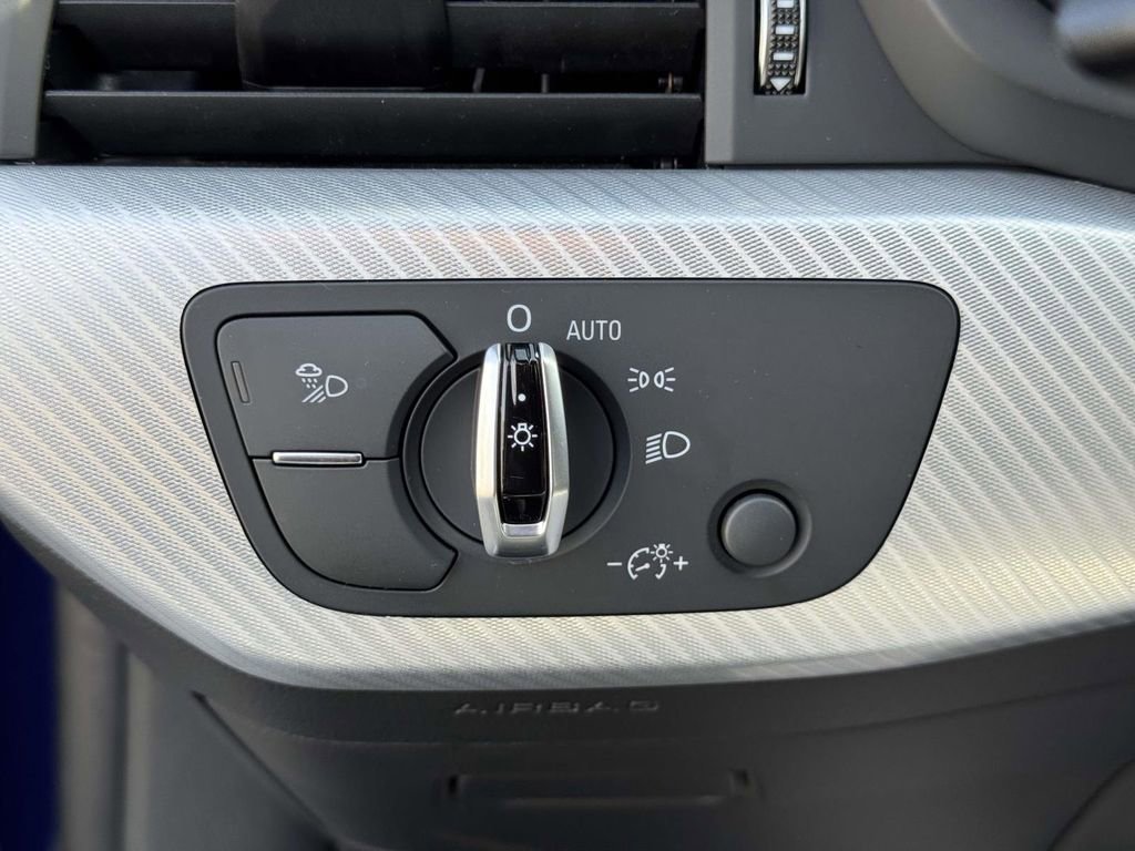 Used 2018 Audi A5 2.0T Premium image 19