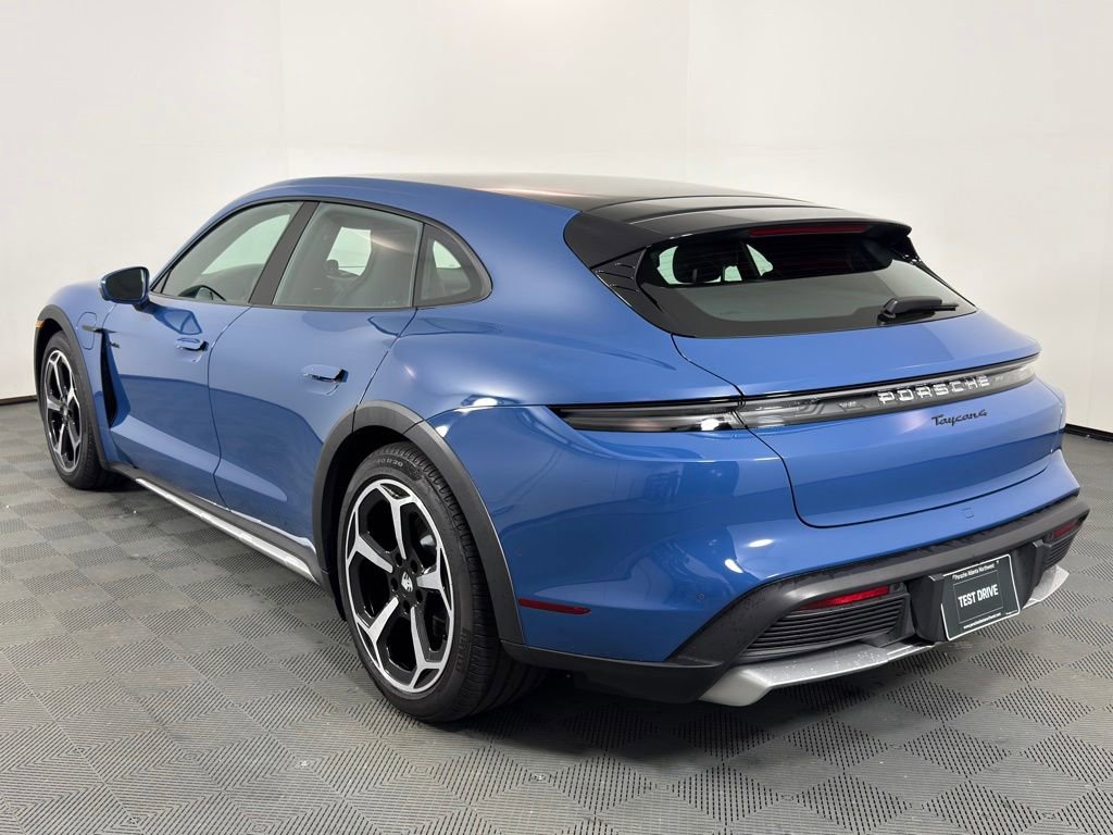 Certified 2025 Porsche Taycan 4 Cross Turismo AWD/4WD image 3