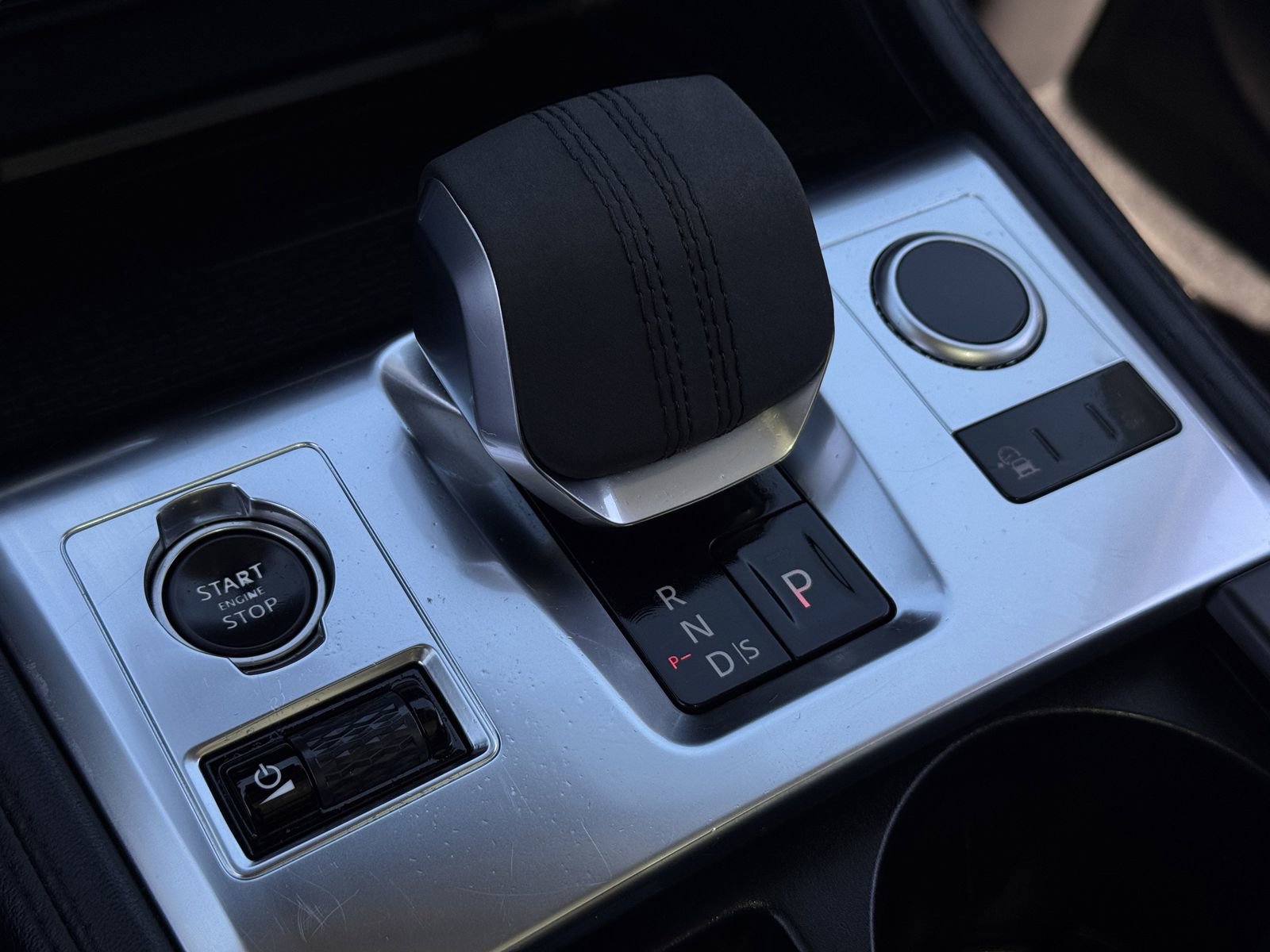 Used 2023 Jaguar F-PACE S image 20