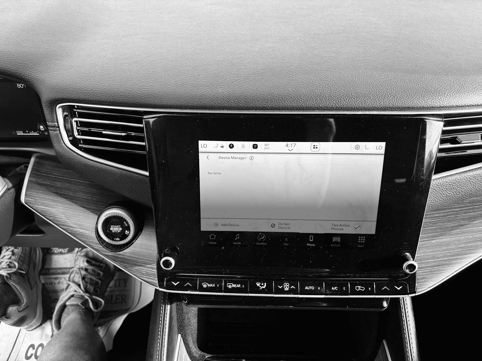 Certified 2024 Jeep Wagoneer L Series III w/ Flexible Seating Group image 38