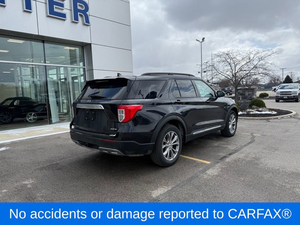 Used 2023 Ford Explorer XLT w/ Equipment Group 202A image 9