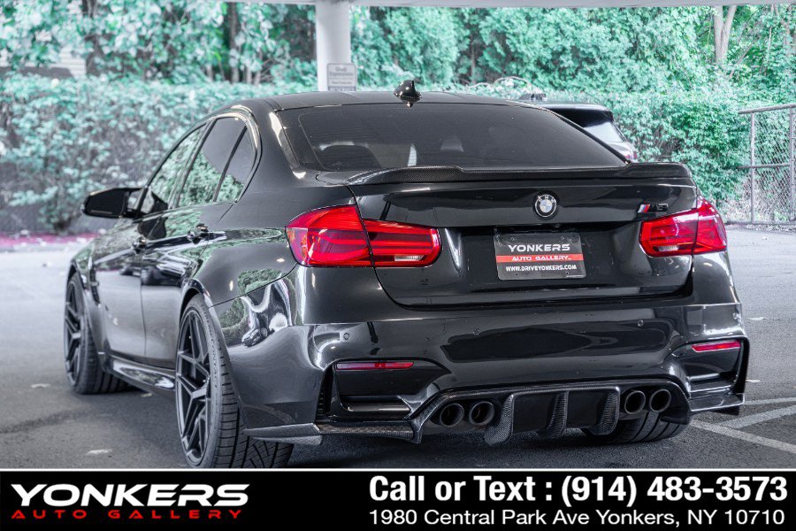Used 2017 BMW M3 RWD image 9