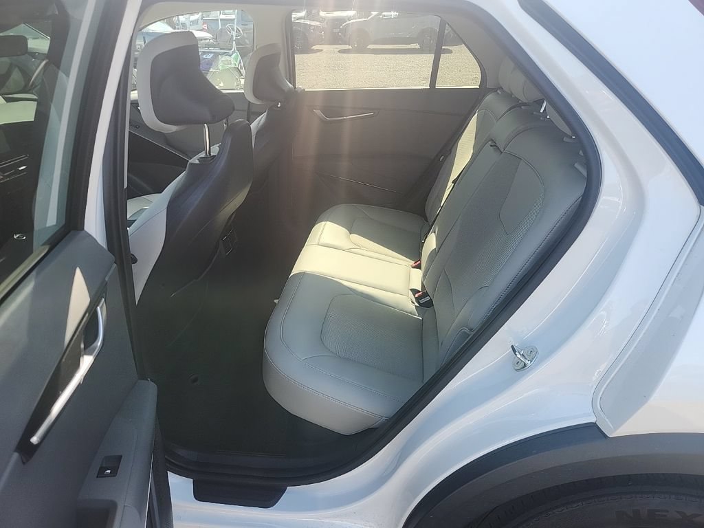 Certified 2023 Kia Niro EX FWD image 26