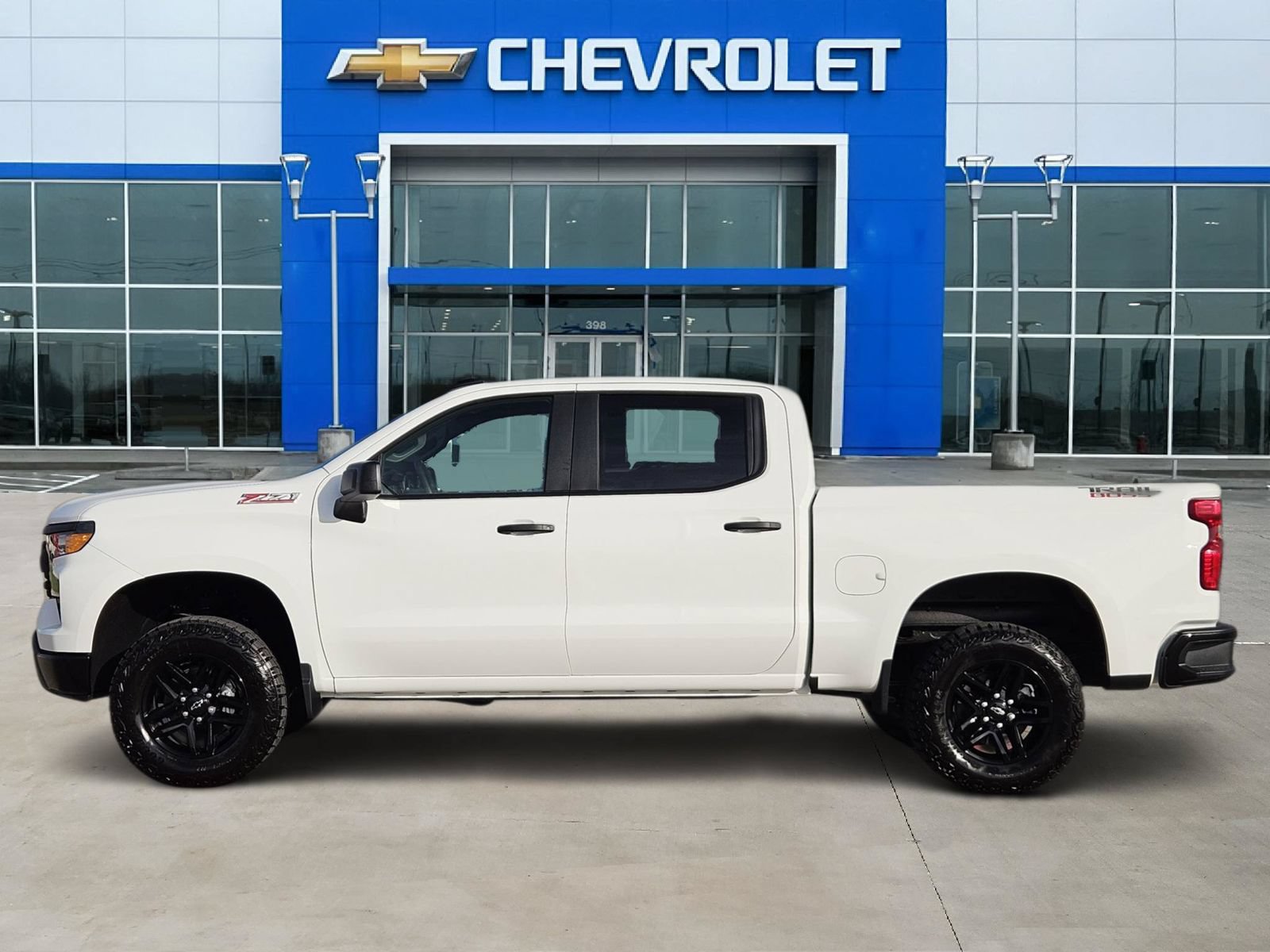 New 2026 Chevrolet Silverado 1500 Custom Trail Boss AWD/4WD video 3