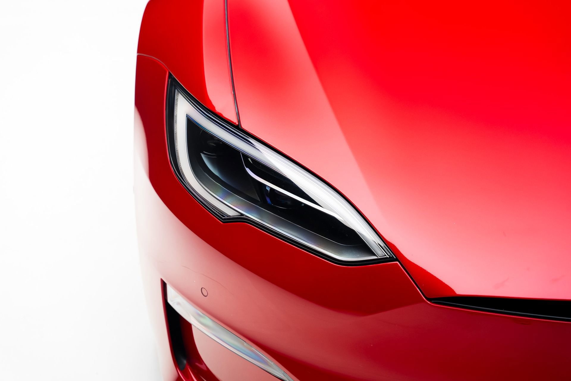 Used 2022 Tesla Model S Plaid image 12