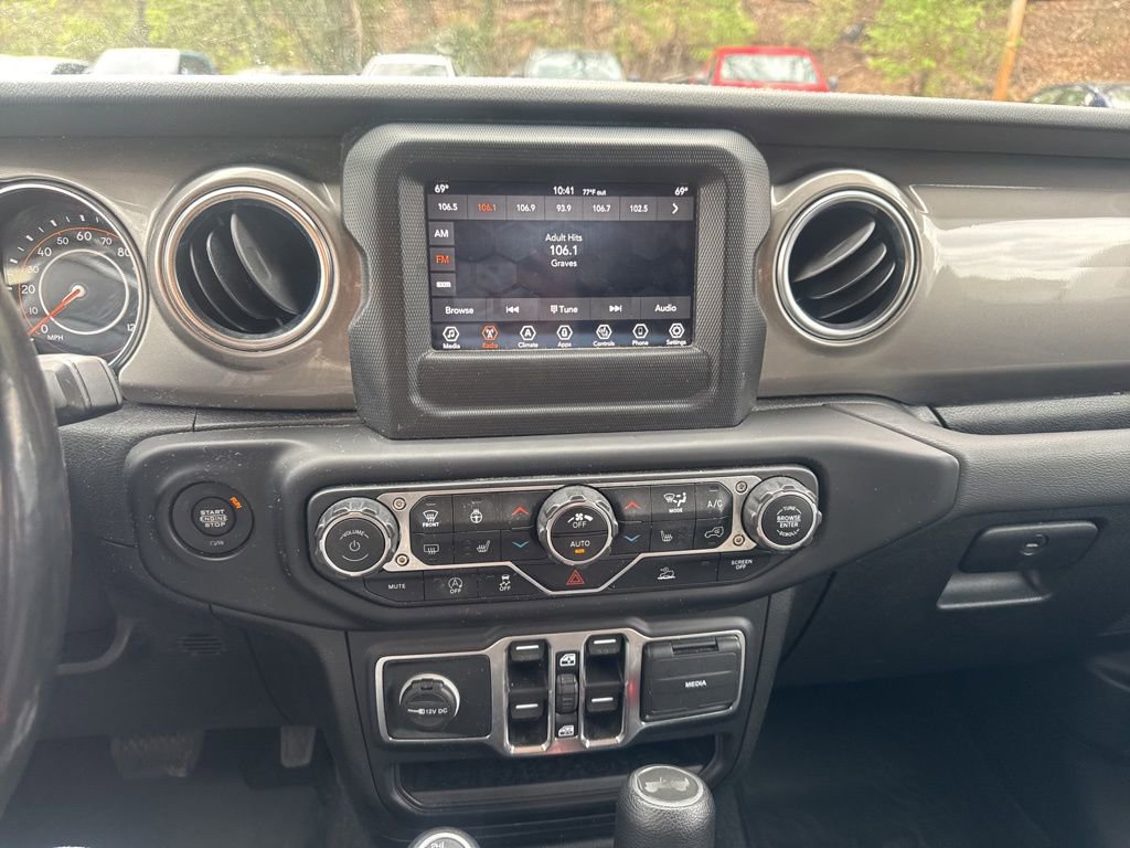 Used 2021 Jeep Wrangler Unlimited Sahara w/ Cold Weather Group image 12