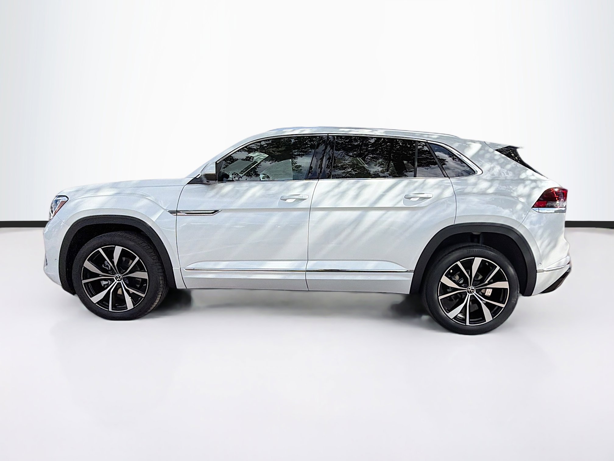 New 2026 Volkswagen Atlas Cross Sport SEL Premium R-Line image 6