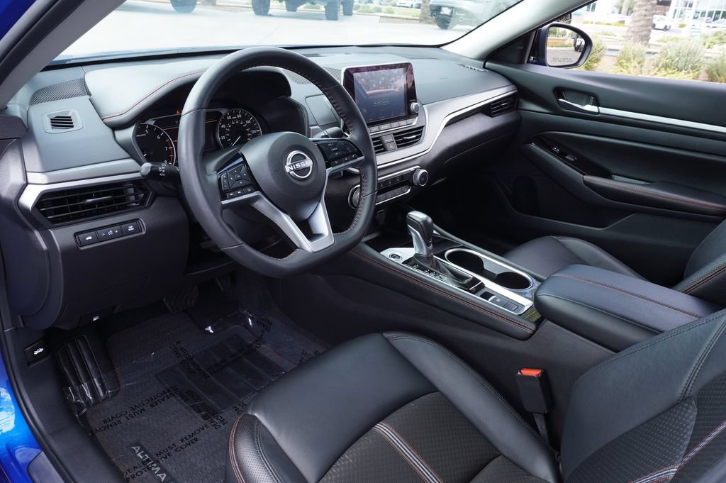Certified 2025 Nissan Altima 2.5 SR AWD/4WD image 16