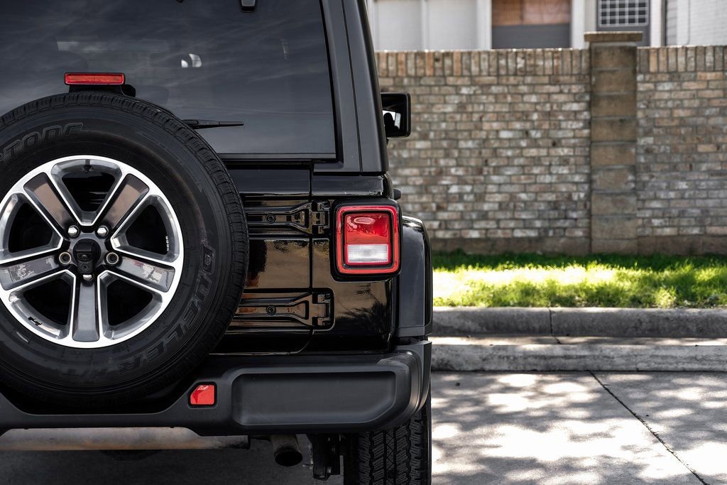 Used 2020 Jeep Wrangler Unlimited Sahara image 57