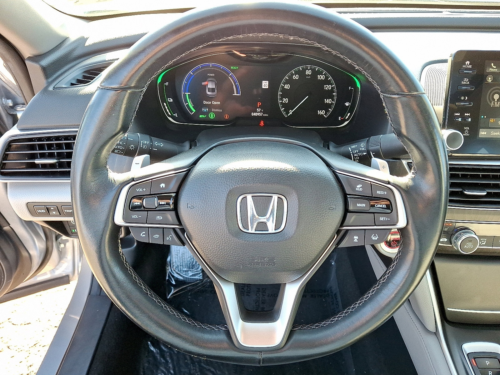 Used 2020 Honda Accord Touring image 18