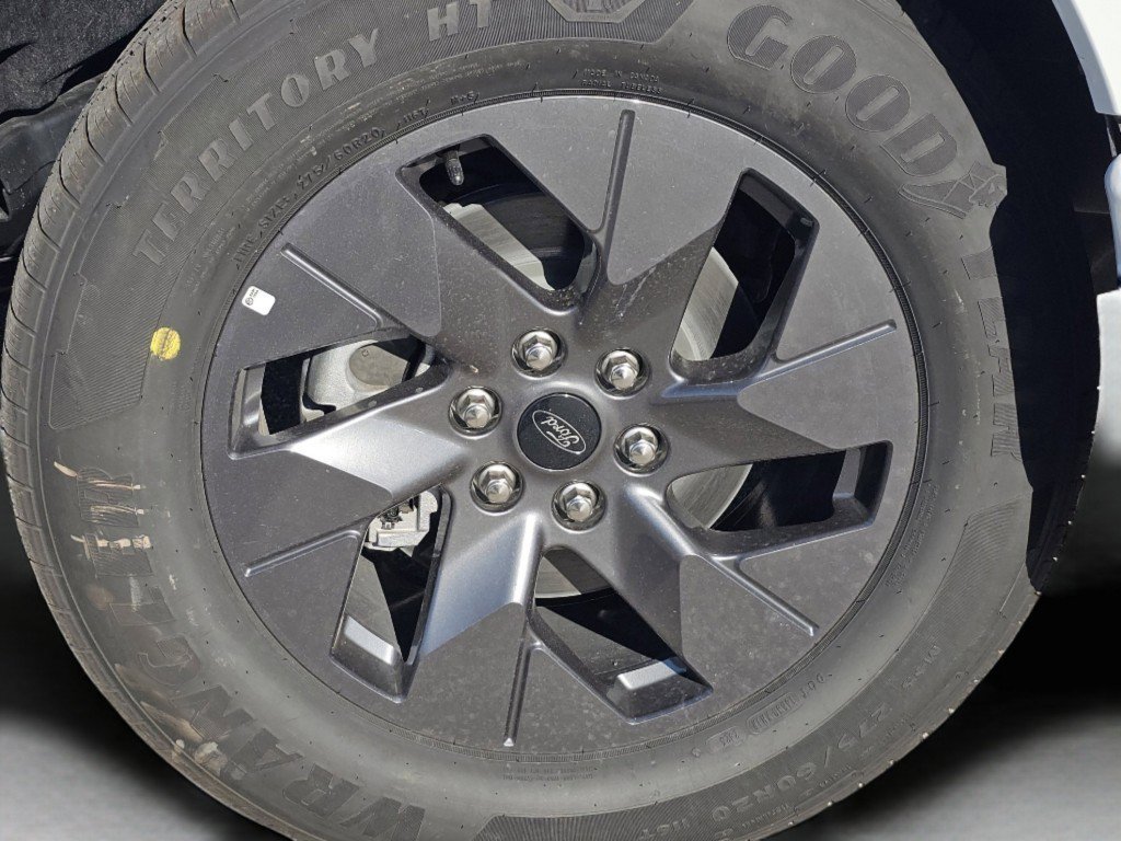 New 2025 Ford F150 Lightning Flash image 17