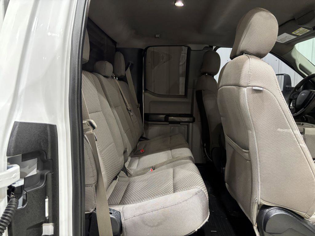 Used 2017 Ford F350 XLT image 14