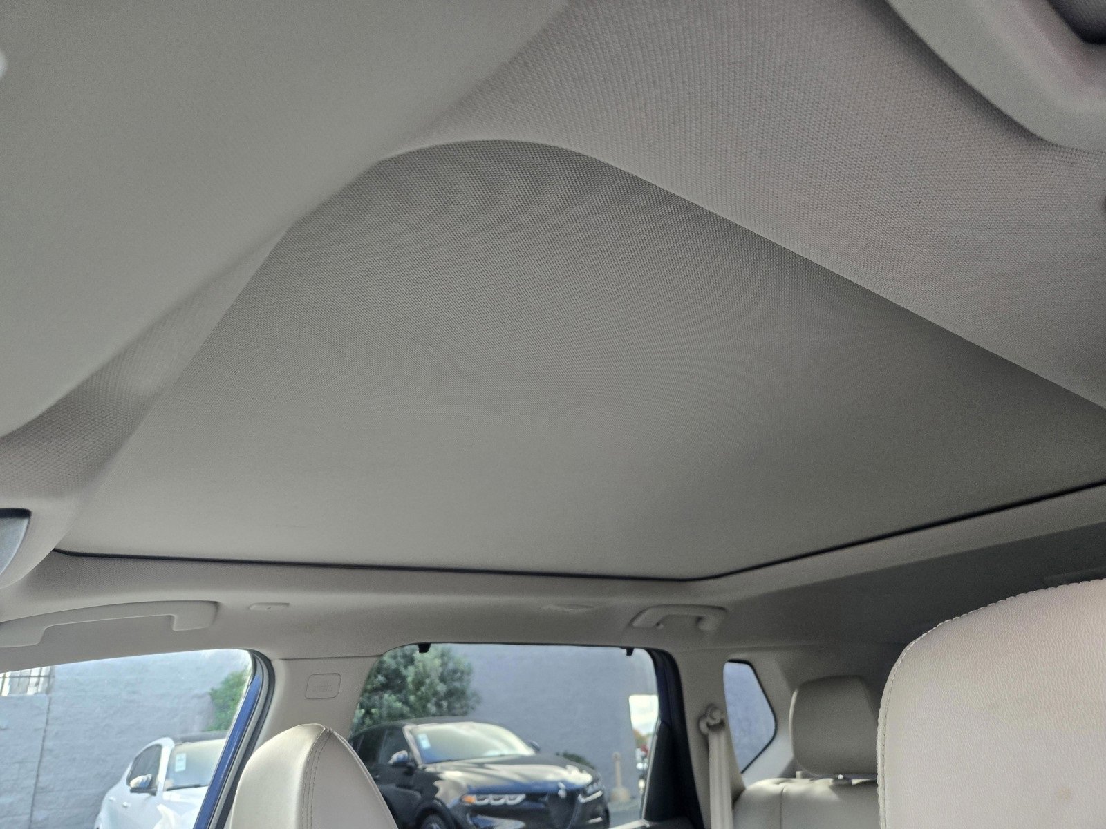 Used 2022 Nissan Rogue SL w/ SL Premium Package image 23