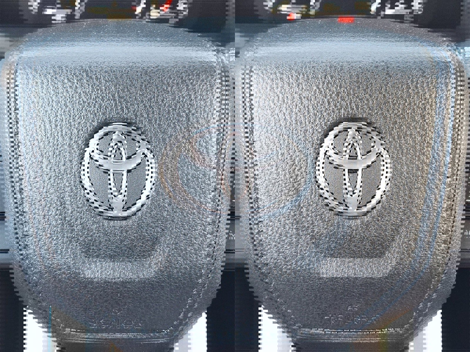 Used 2025 Toyota Tacoma TRD Off-Road image 39