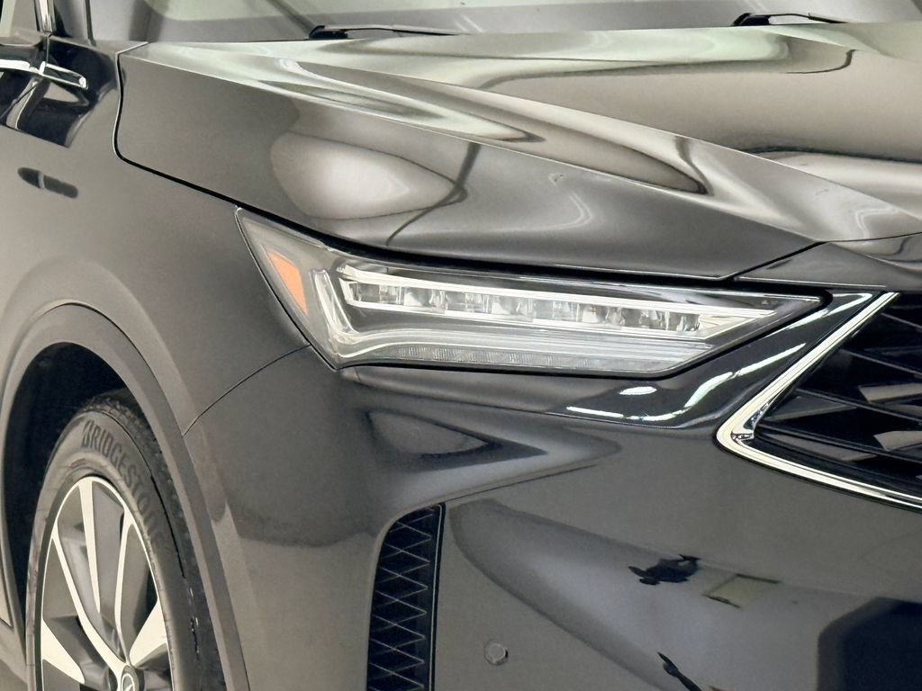 Used 2025 Acura MDX w/ Technology Package FWD image 5