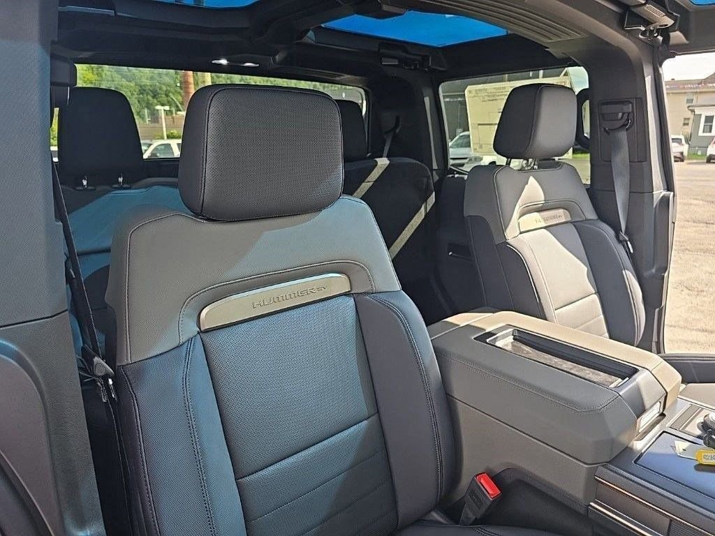 New 2025 GMC Hummer EV 3X image 37