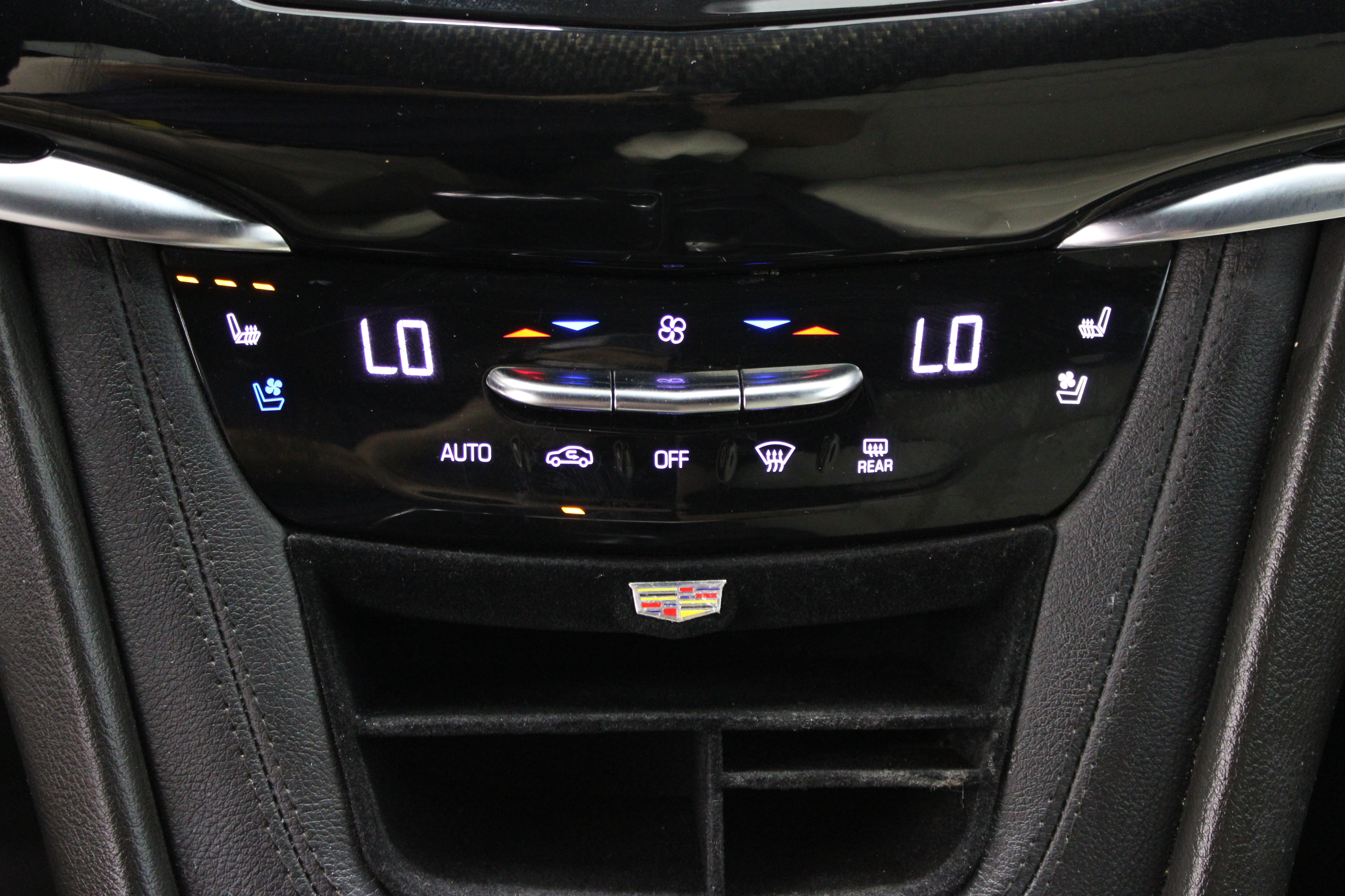 Used 2021 Cadillac XT6 Sport AWD/4WD image 20