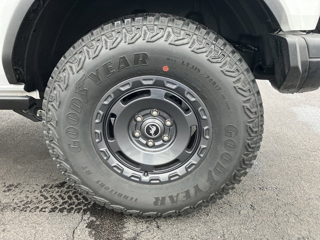 Used 2025 Ford Bronco Badlands AWD/4WD image 12