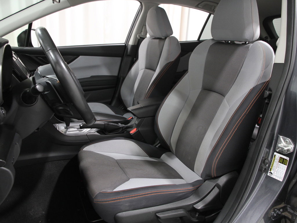 Used 2023 Subaru Crosstrek 2.0i Premium image 5