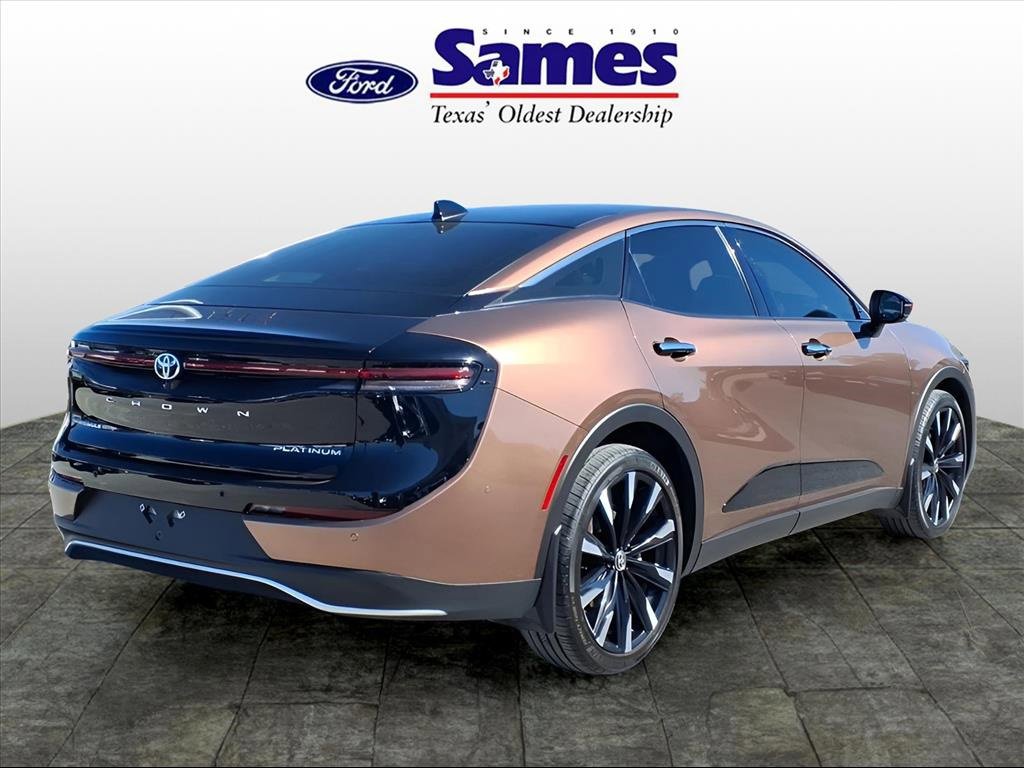 Used 2024 Toyota Crown Platinum image 6