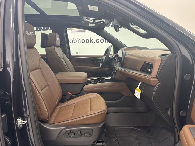 New 2026 Chevrolet Suburban High Country image 36