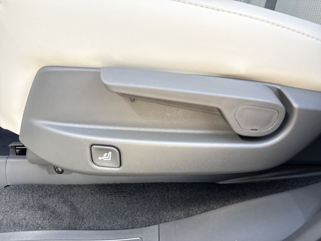 New 2027 Hyundai Santa Fe SEL FWD image 29