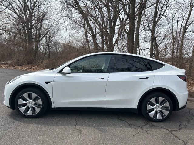 Used 2023 Tesla Model Y Long Range image 8