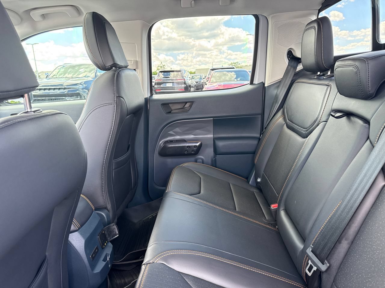 Used 2025 Ford Maverick Tremor AWD/4WD image 16