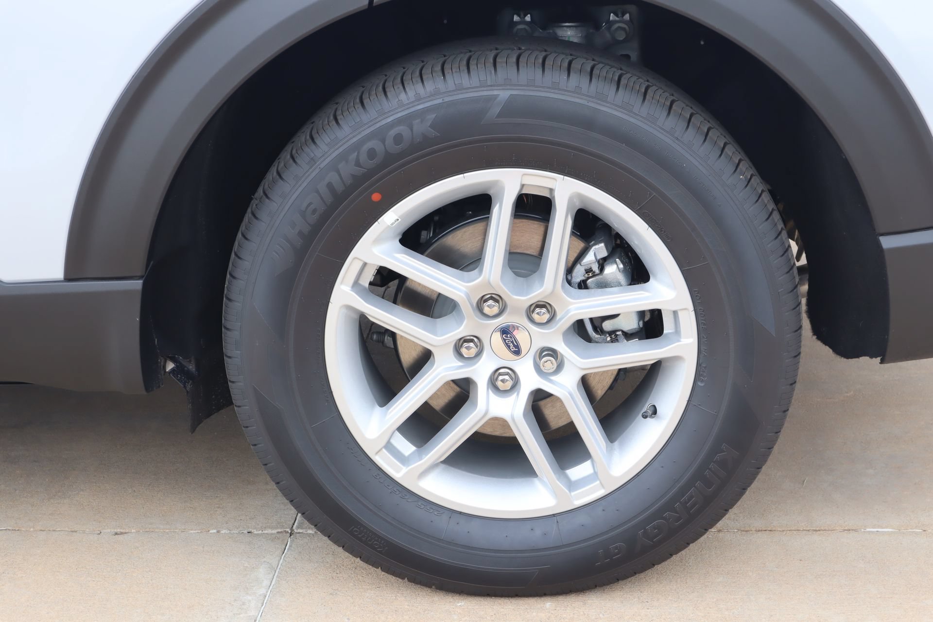 New 2026 Ford Explorer Active w/ Active Comfort Package RWD image 20