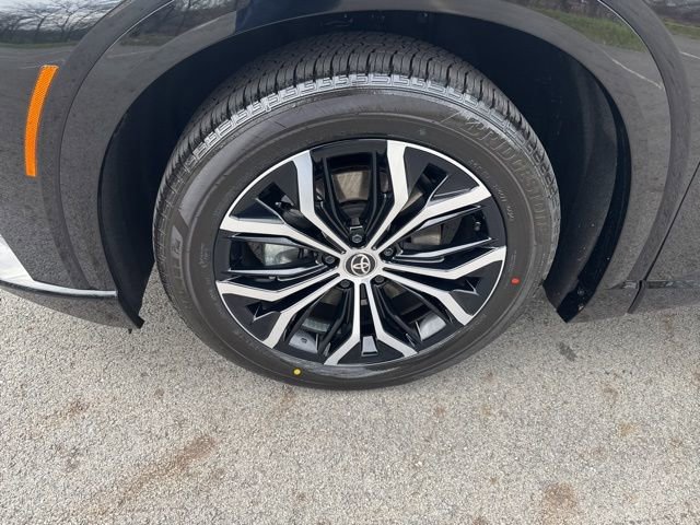 New 2026 Toyota Crown Signia image 10